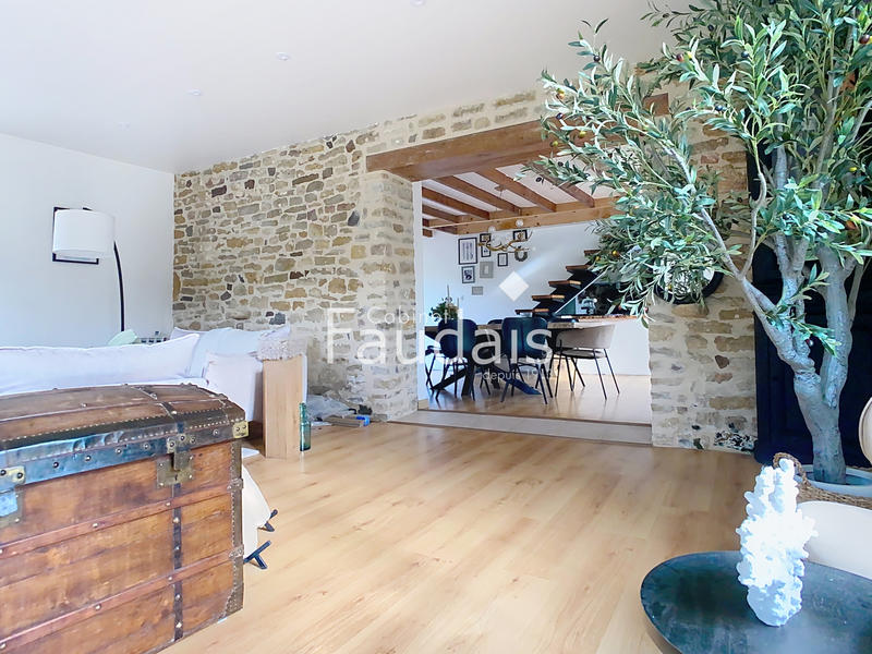 Maison - 135 m² - 7 pièces