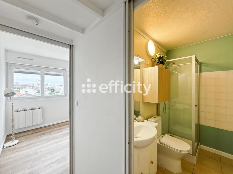Appartement - 16 m² - 1 pièce