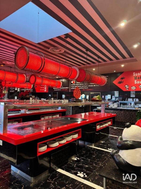 Local commercial - 1 600 m²