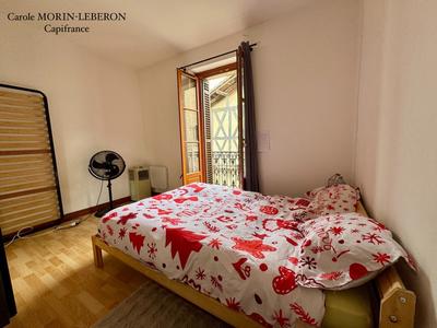 Immeuble - 114 m² - 6 pièces