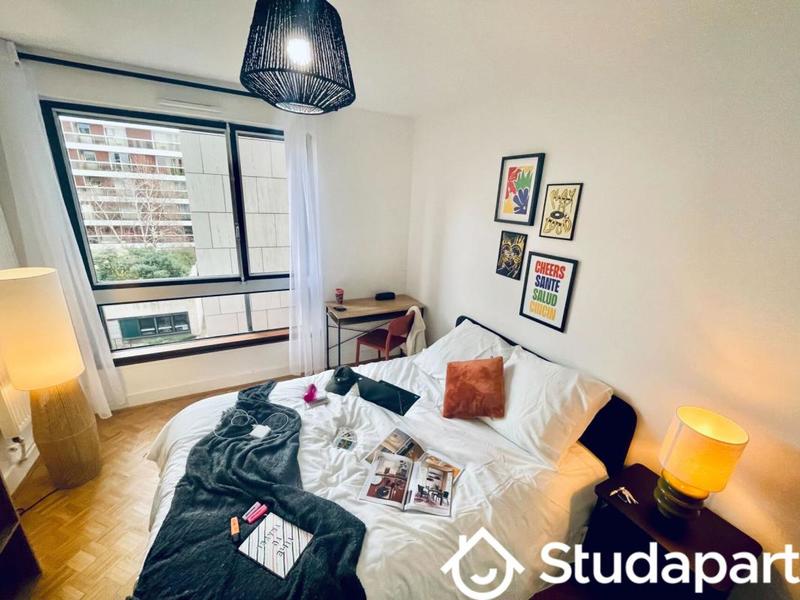 Chambre - 12 m² - 1 pièce