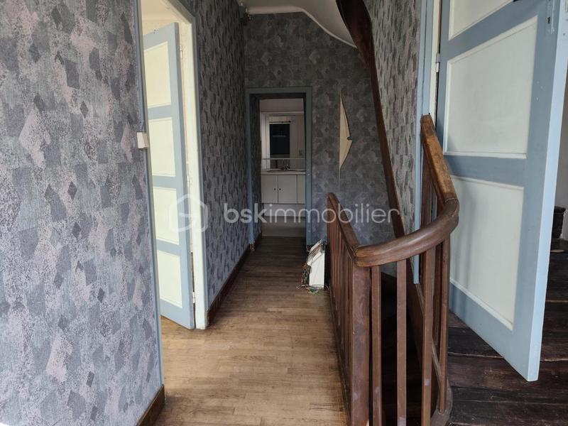 Maison - 200 m² - 11 pièces