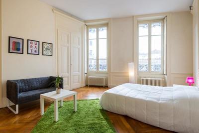 Chambre - 24 m² - 5 pièces