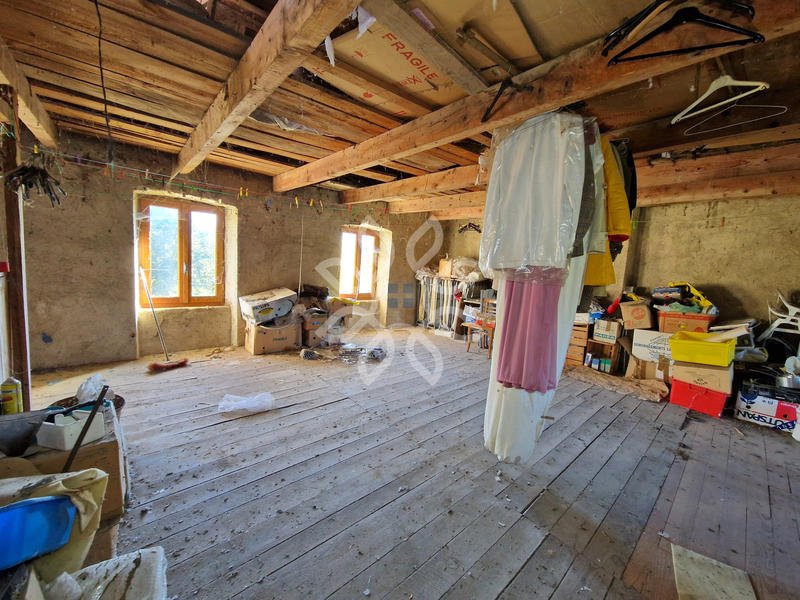 Maison - 146 m² - 7 pièces