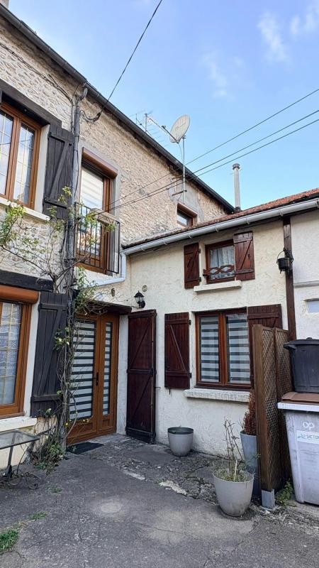 Maison - 110 m² - 4 pièces