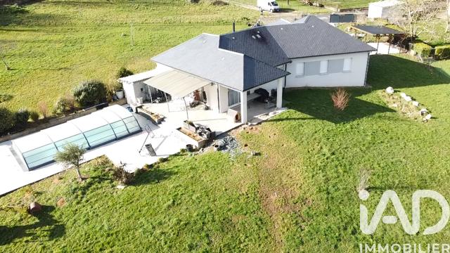 Maison - 147 m² - 6 pièces