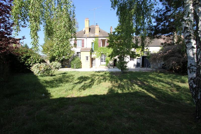 Maison - 157 m² - 7 pièces