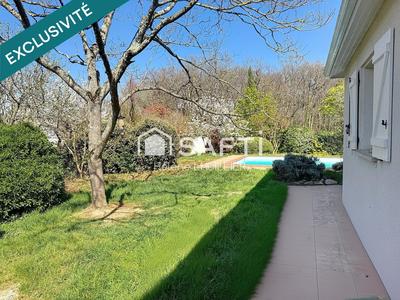 Maison - 138 m² - 5 pièces