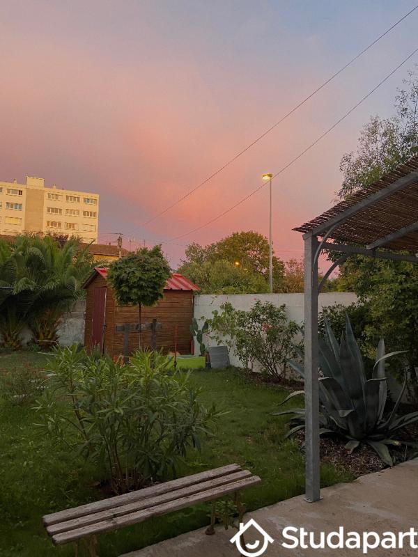 Chambre - 10 m² - 1 pièce