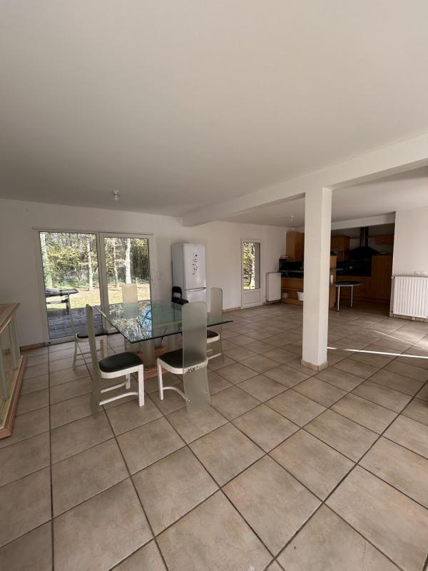 Maison - 147 m² - 6 pièces