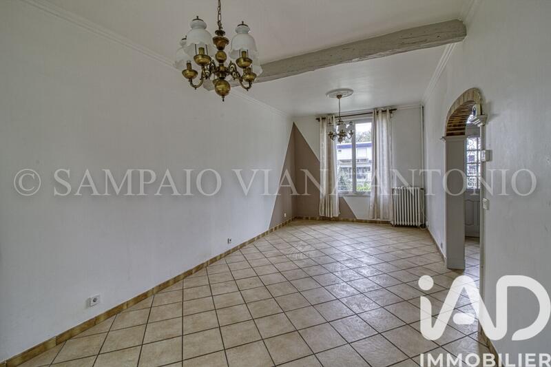 Maison - 98 m² - 5 pièces