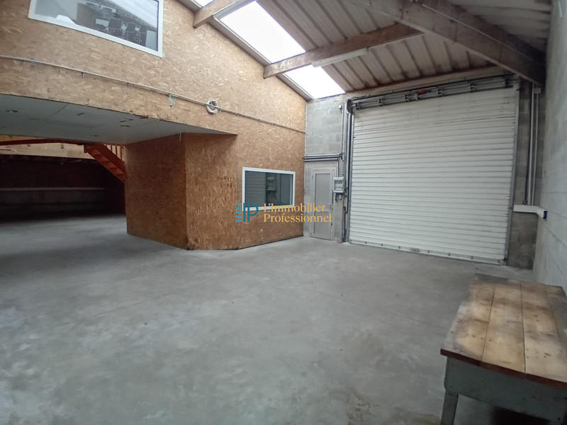 Local d'activités - 188 m²