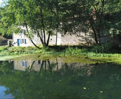 Maison en pierre - 99 m² - 5 pièces