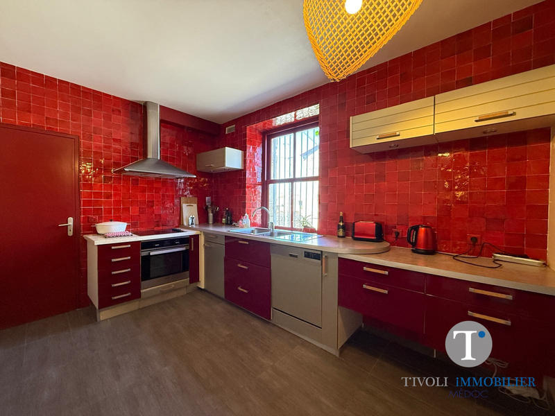 Maison ancienne - 490 m² - 12 pièces