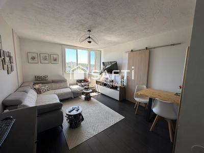 Appartement - 70 m² - 4 pièces