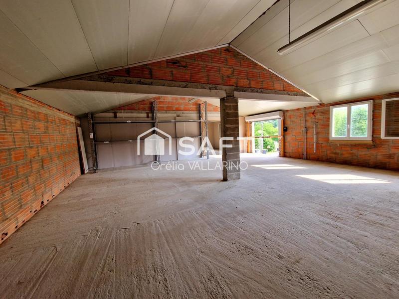 Maison - 400 m² - 5 pièces