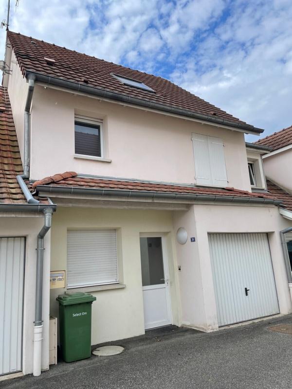 Maison - 97 m² - 6 pièces