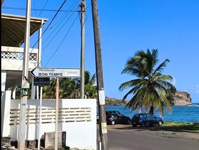 Appartement - 299 m² - 3 pièces