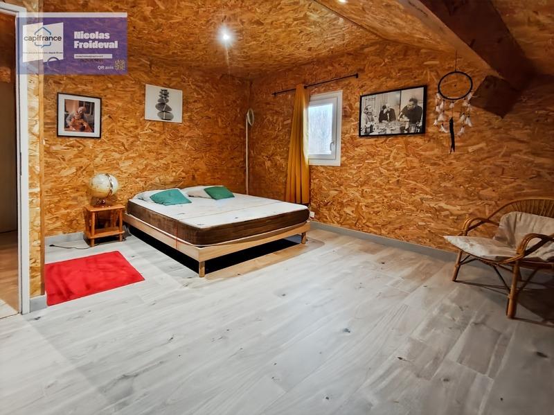 Maison - 176 m² - 7 pièces