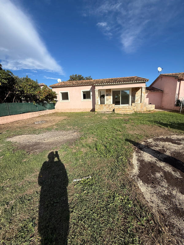 Maison - 95 m² - 4 pièces