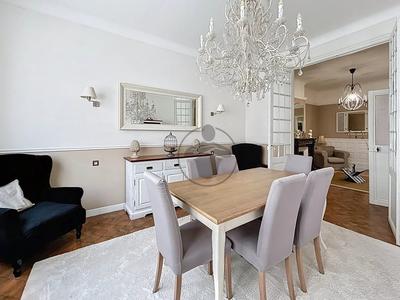 Maison - 161 m² - 7 pièces