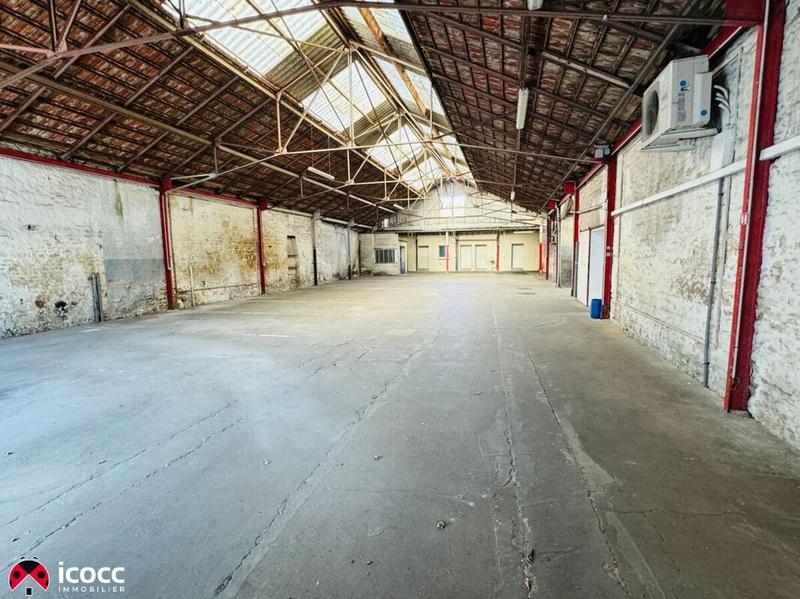 Local commercial - 670 m² - 7 pièces