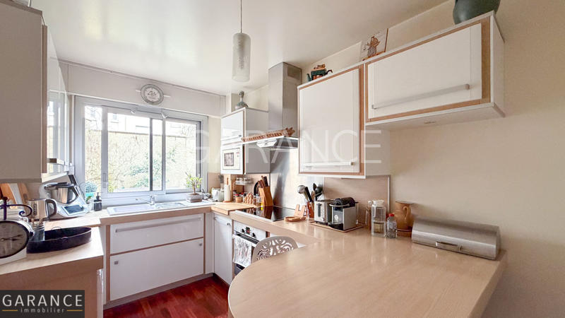 Appartement - 98 m² - 4 pièces