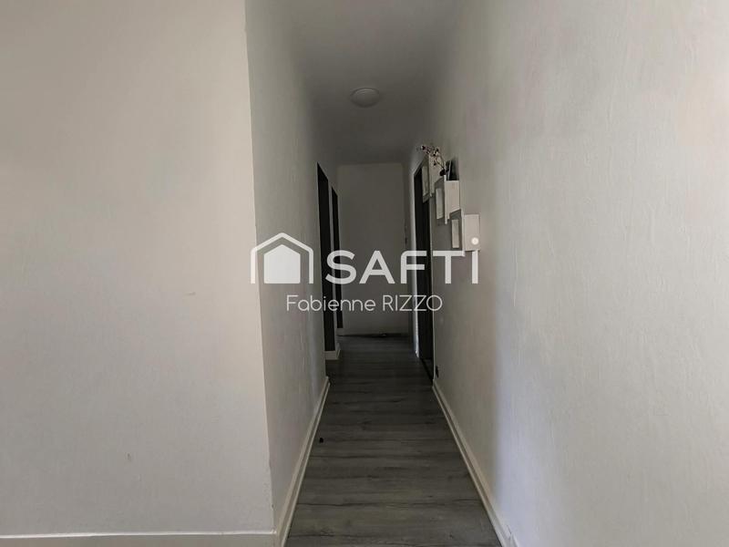 Maison - 195 m² - 8 pièces