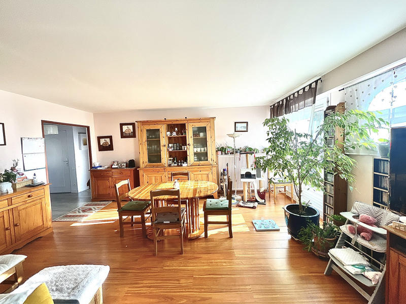 Duplex - 122 m² - 6 pièces