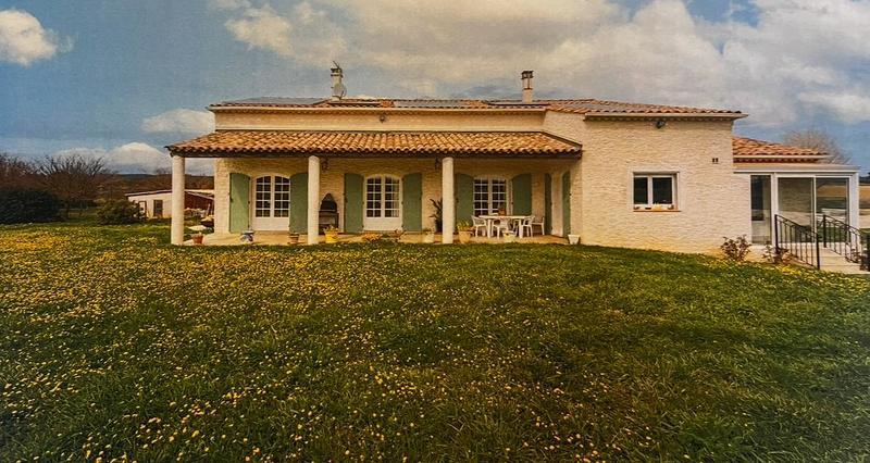 Demeure - 284 m² - 5 pièces