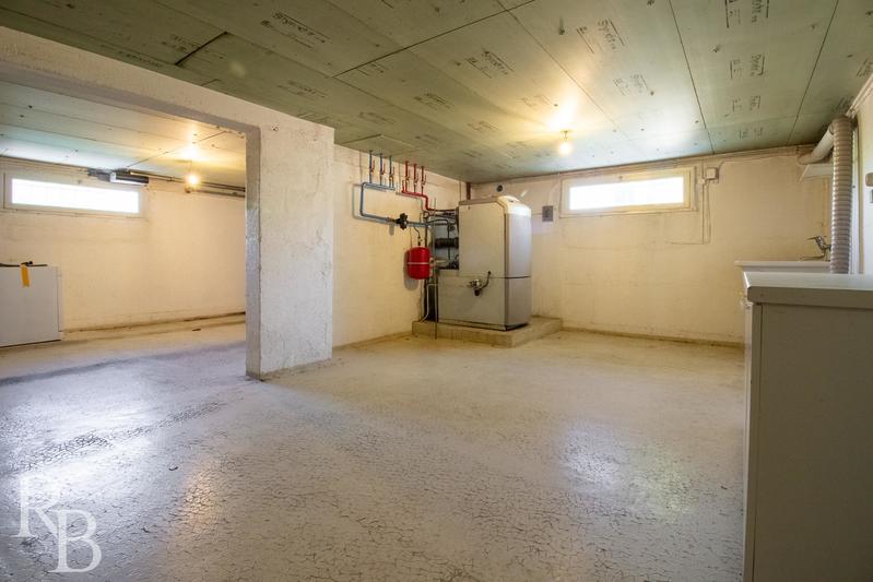 Maison - 168 m² - 7 pièces