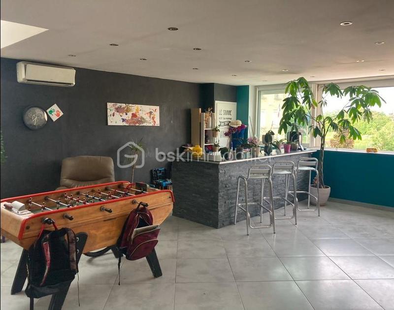 Loft - 162 m² - 4 pièces