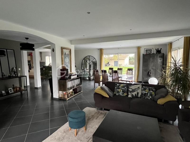 Maison - 182 m² - 6 pièces