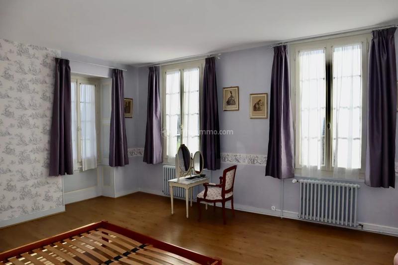 Maison - 520 m² - 17 pièces