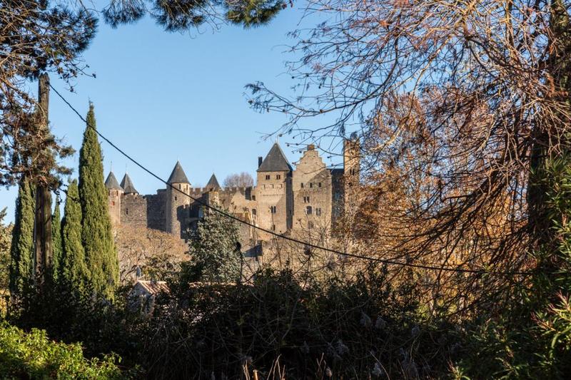 Maison - 280 m² - 11 pièces