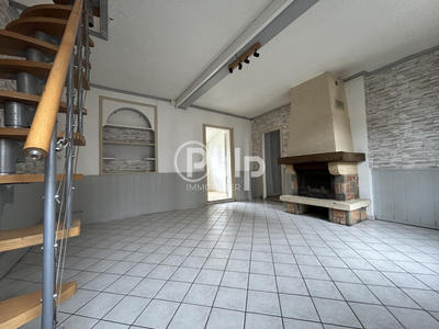 Maison - 80 m² - 4 pièces