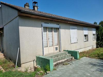 Maison - 92 m² - 5 pièces