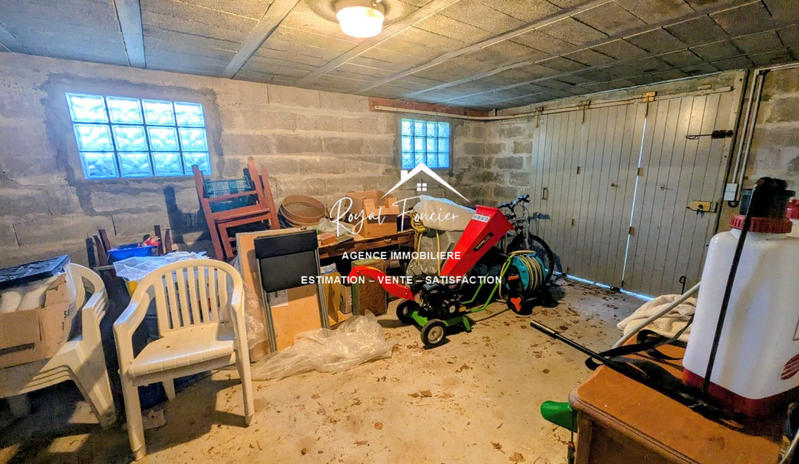 Maison - 192 m² - 11 pièces