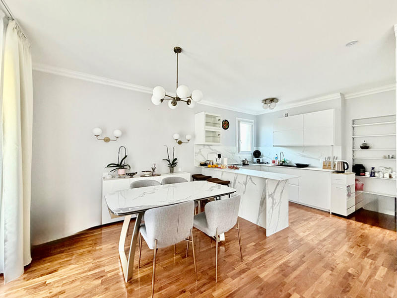 Appartement - 118 m² - 5 pièces