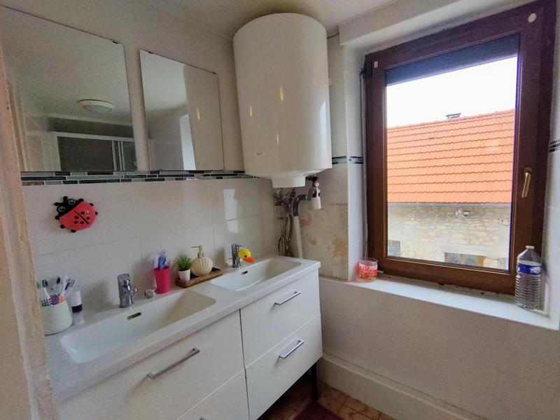 Maison - 204 m² - 6 pièces