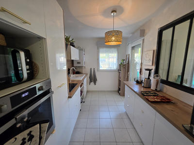 Appartement - 65 m² - 3 pièces