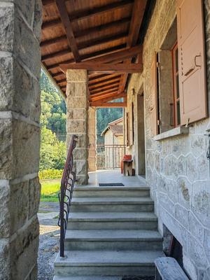 Maison de village - 176 m² - 9 pièces