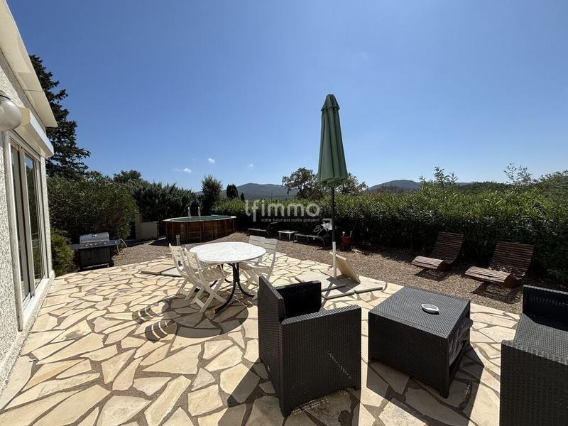 Maison - 44 m² - 4 pièces