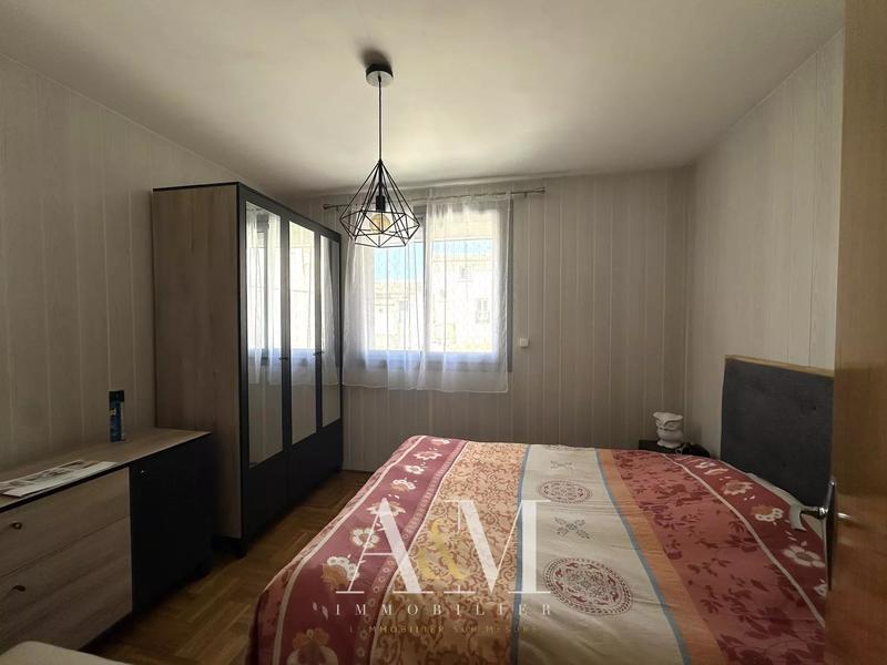 Appartement - 92 m² - 4 pièces