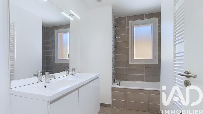 Maison - 87 m² - 4 pièces