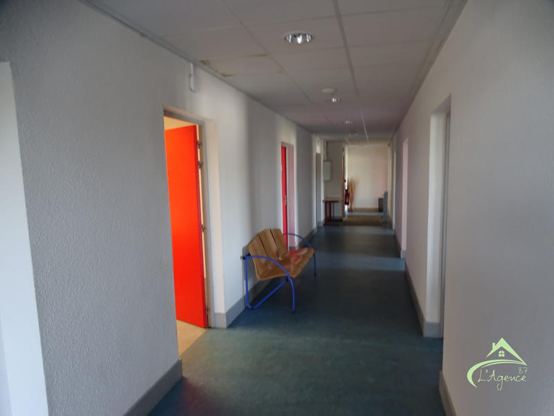 Bureau - 73 m² - 4 pièces