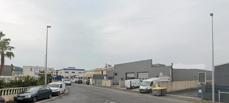 Local d'activités - 115 m²