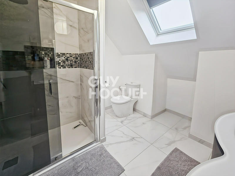 Maison - 144 m² - 5 pièces