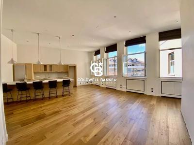 Appartement - 128 m² - 5 pièces