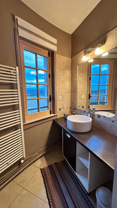 Maison - 104 m² - 4 pièces